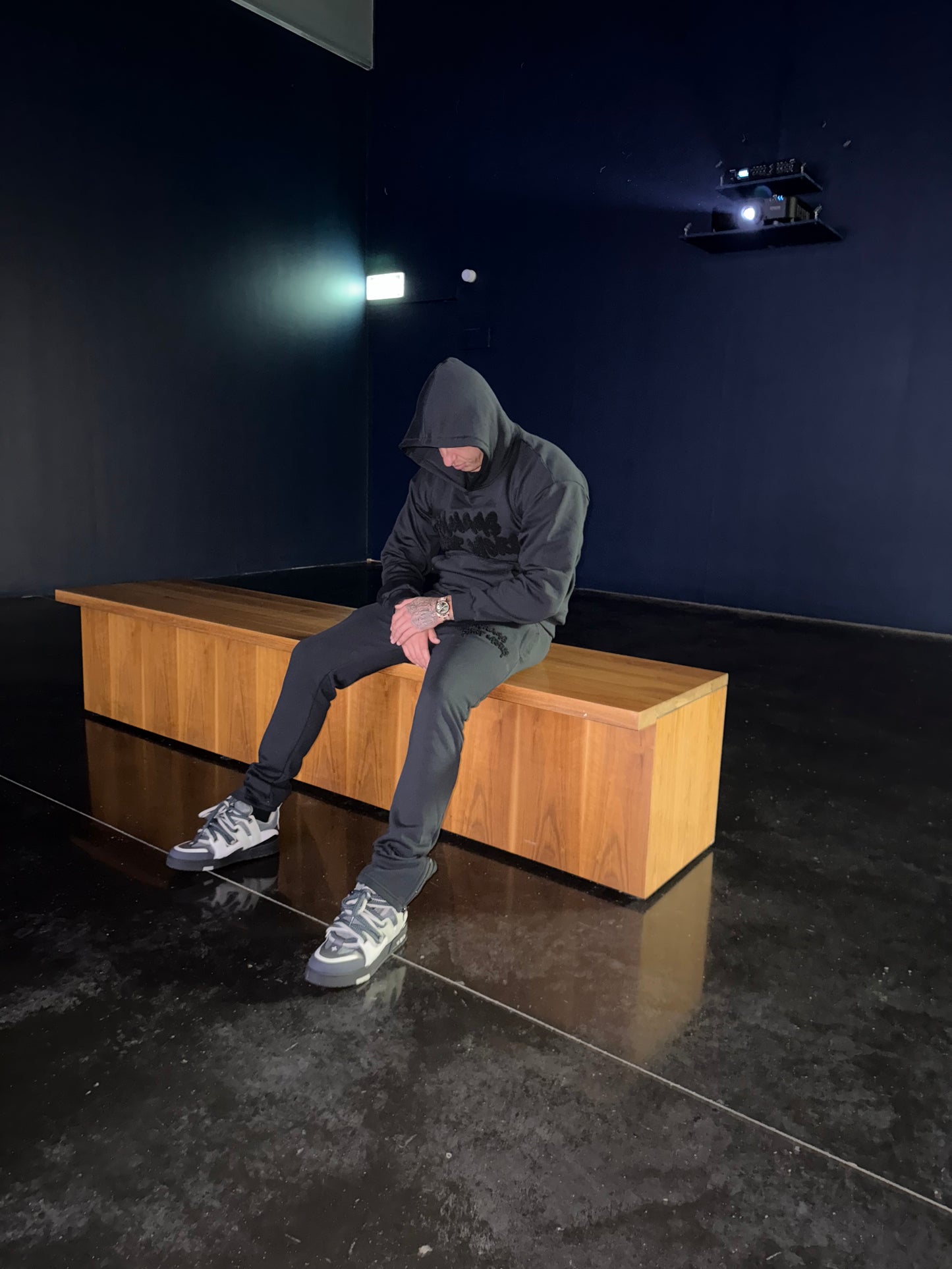 AWM Incognito Drip Chenille Tracksuit (Black)