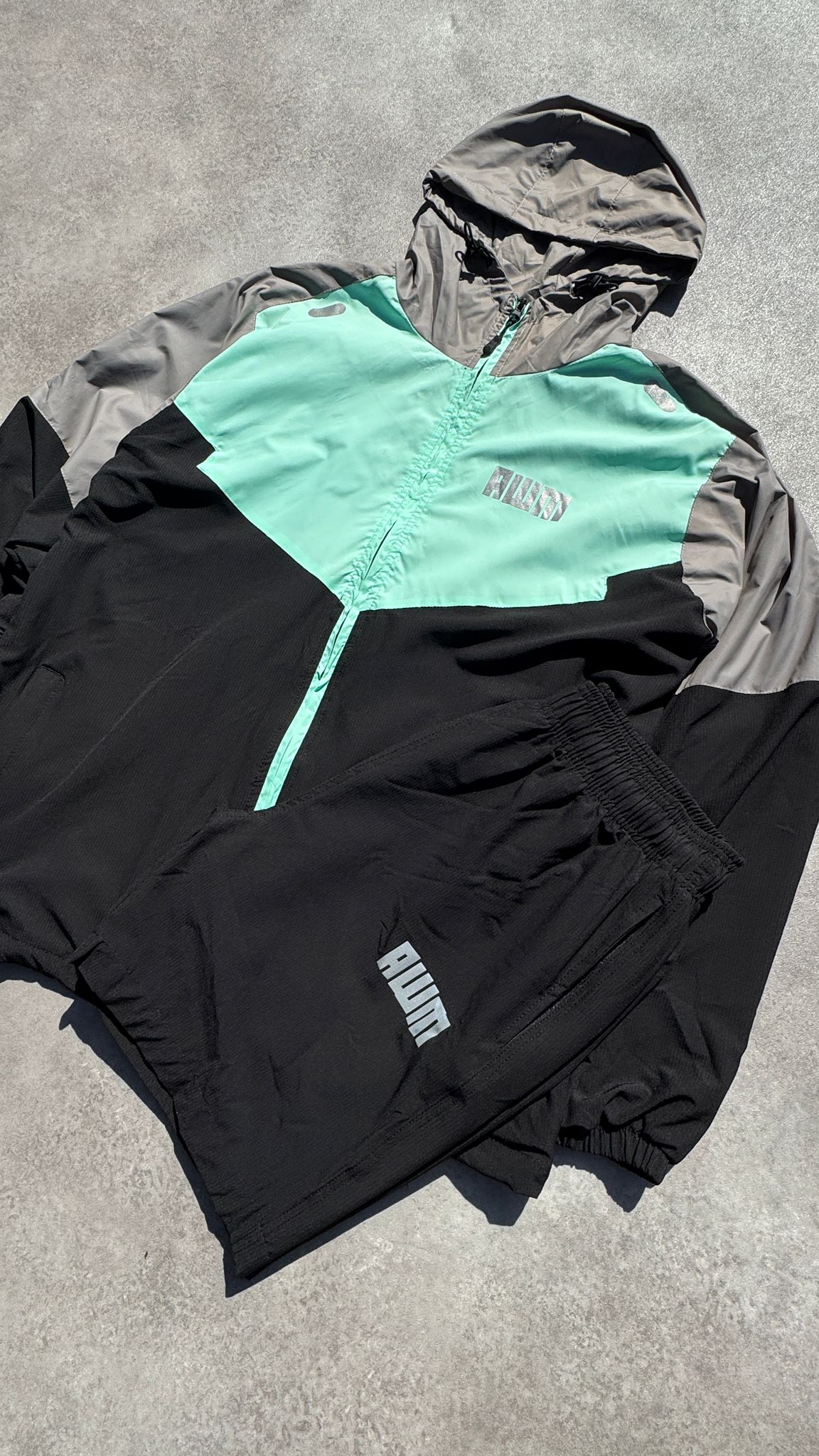 AWM Windbreaker Set (Black)