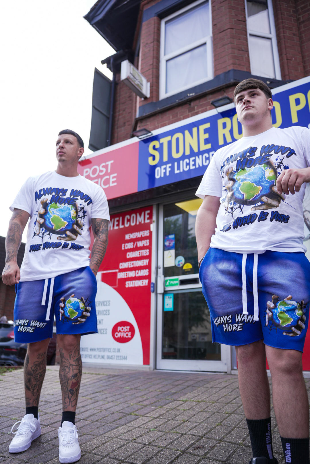 AWM  The world is yours SET