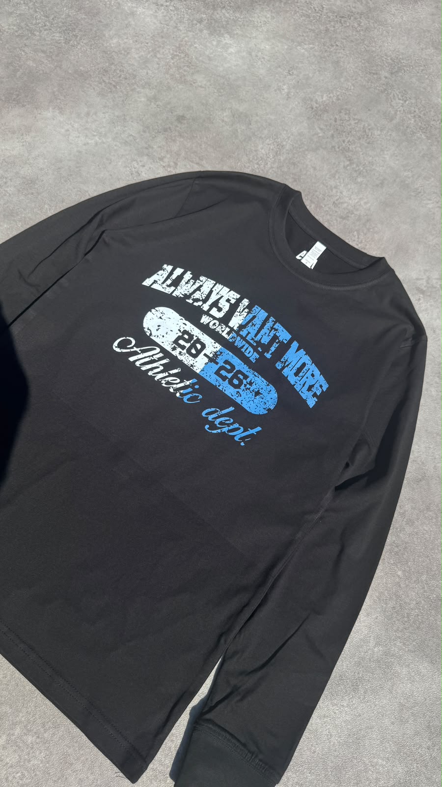 AWM Stensil Royal Logo LongsleeveTee (Black)